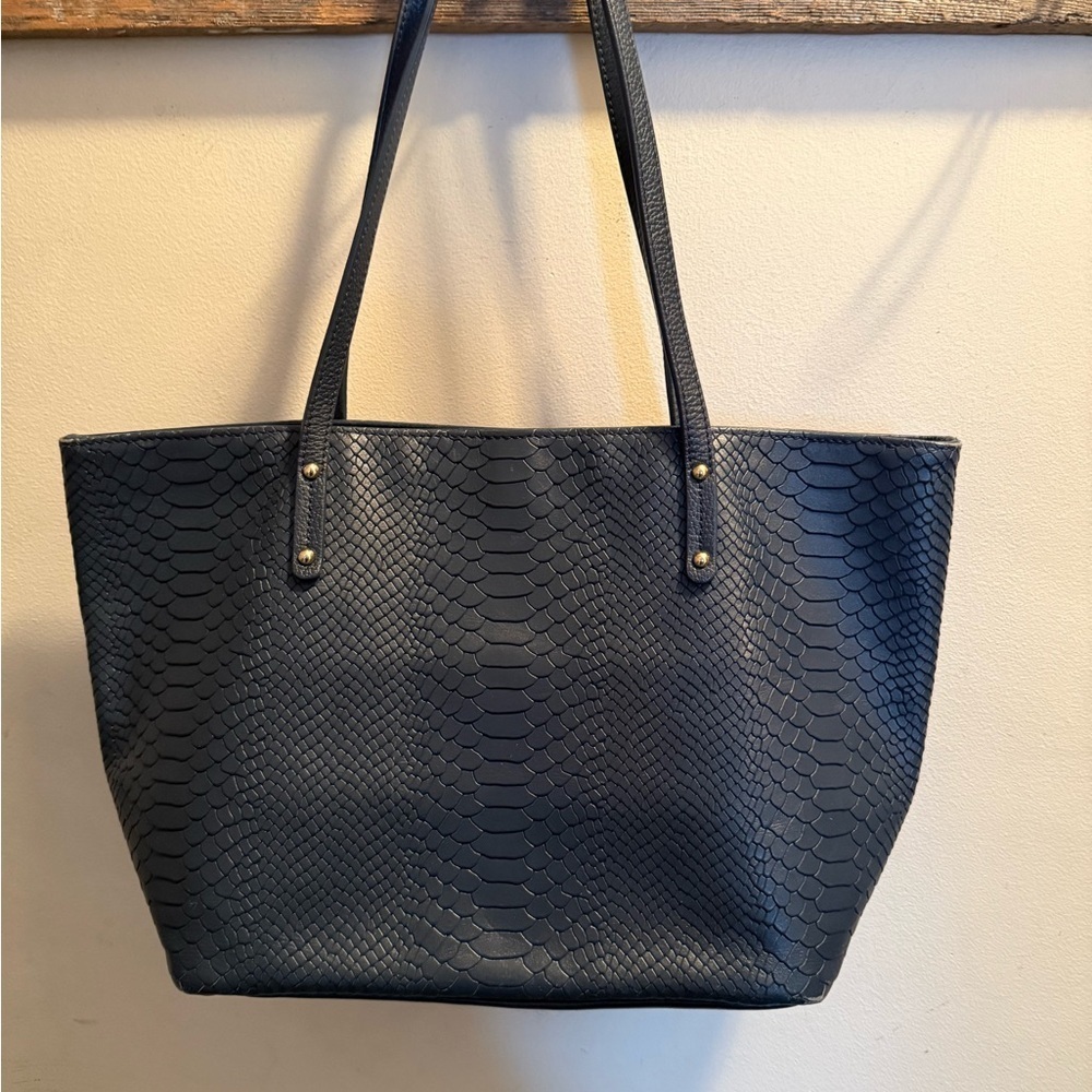GIGI NEW YORK ~ Navy PYTHON-EMBOSSED LEATHER TOTE BAG  SHOULDER BAG EUC
